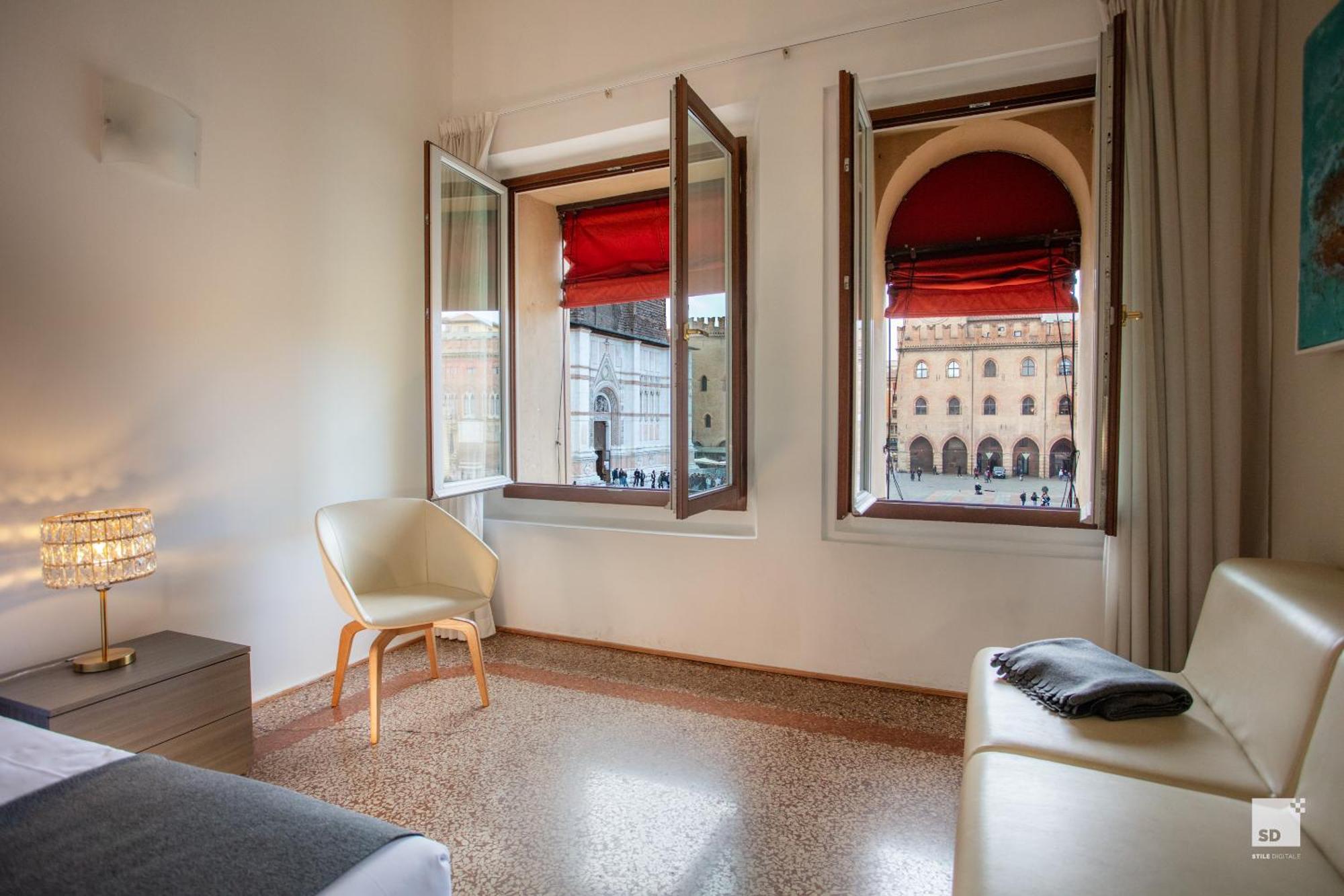 Urbanicooh Paracelso - Piazza Maggiore View Bologna Luaran gambar